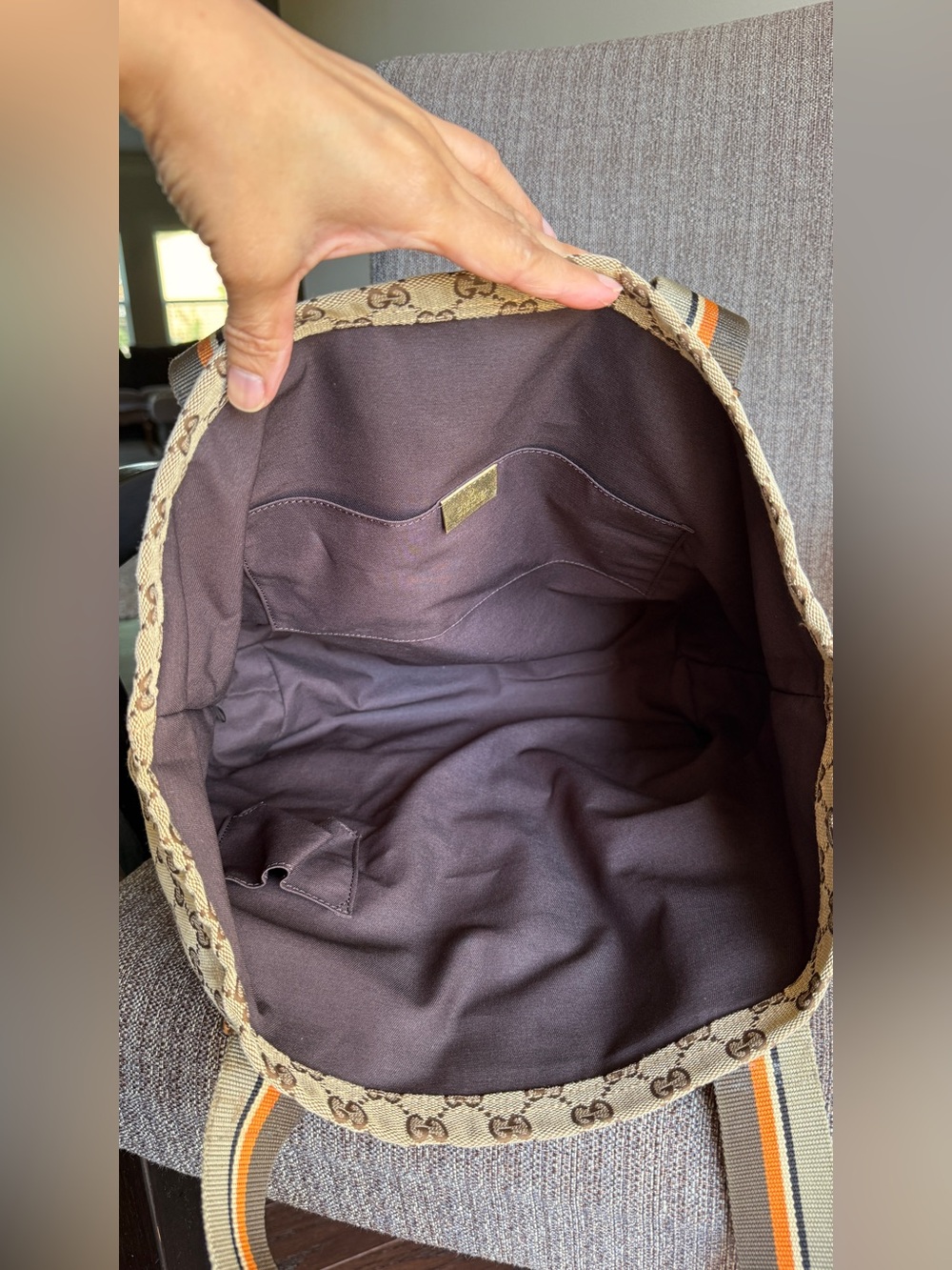 Authentic Gucci Shopping Tote Bag - Picture 12 of 15